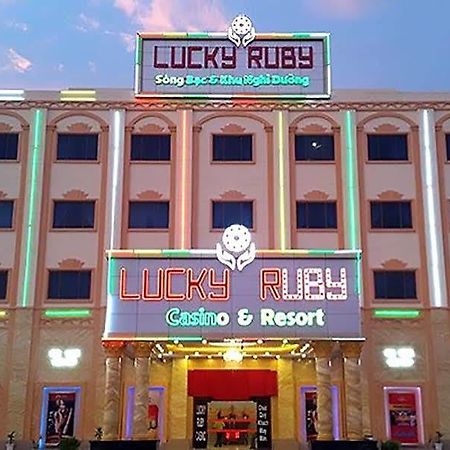 Lucky Ruby Resort Bavet Buitenkant foto